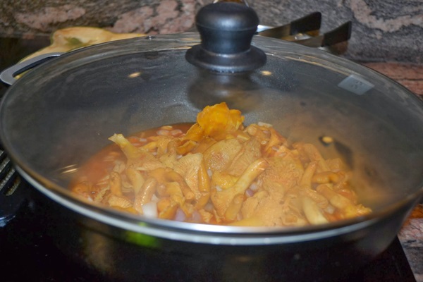 Comment faire cuire les chanterelles dans une poêle à frire