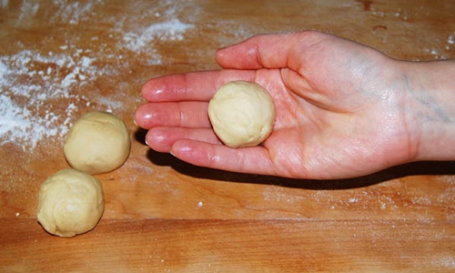 Comment faire cuire des tartes avec des pommes de terre dans le four - une recette photo étape par étape Photo d'une recette de tartes aux pommes de terre