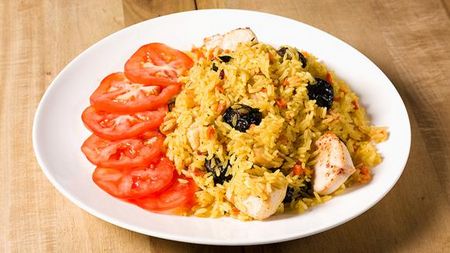 Comment cuisiner un délicieux pilaf au poulet?