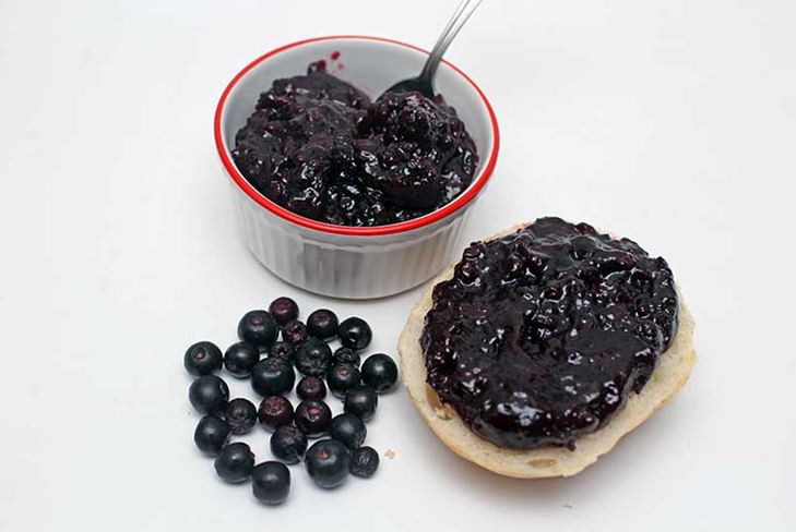 Comment faire cuire la confiture de roquette: recette avec photo