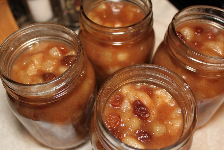 Comment préparer une compote de poires pour l'hiver - recette photo