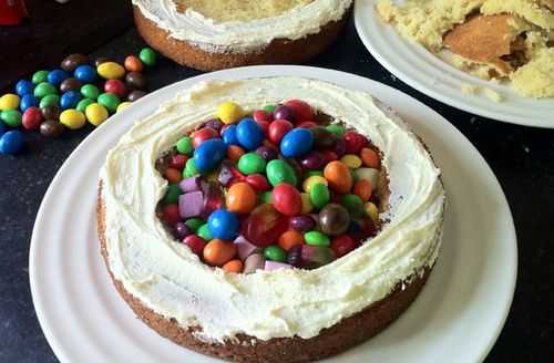 La recette pour un cupcake délicieux et inhabituel dans un multivark - étape par étape avec la photo