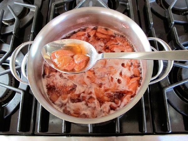 Compote de fraises pour l'hiver