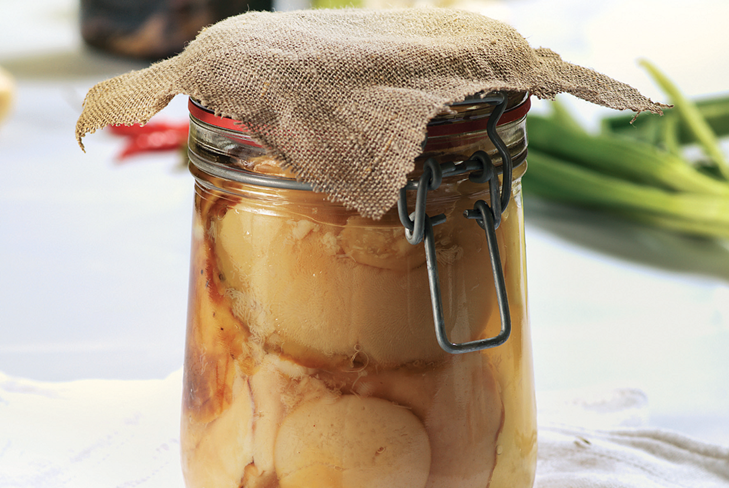 Préservation des champignons blancs pour l'hiver: recettes de photos pour les débutants