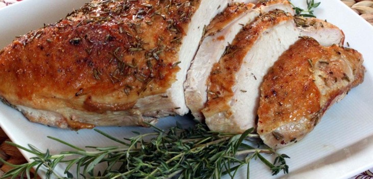Poitrine de poulet dans un multivarié: Recettes pour faire des aliments délicieux et rapides