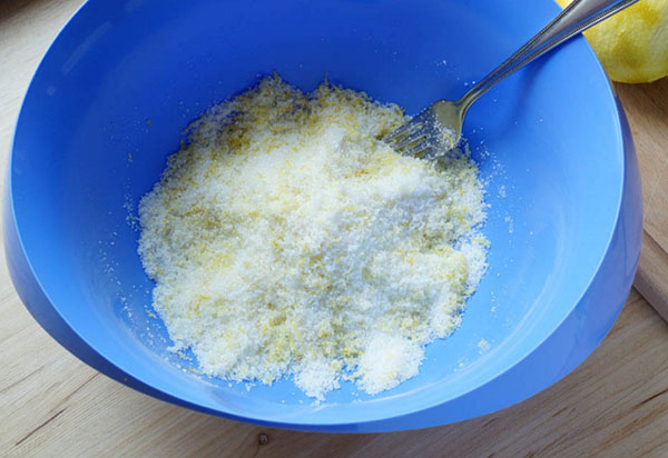 Recette facile: gâteau au citron de printemps sans cuisson