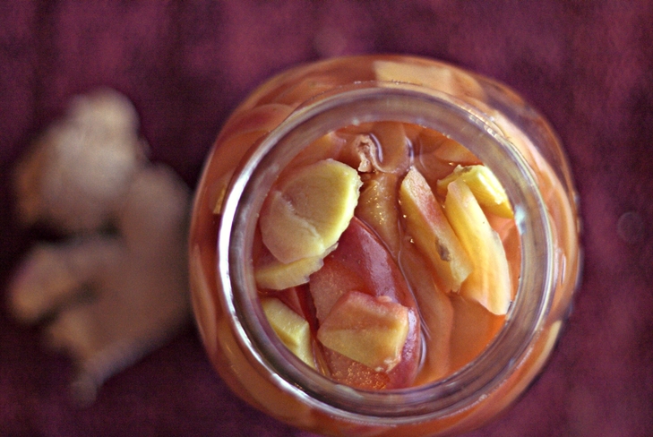 Pommes marinées avec des quartiers pour l'hiver: recette photo