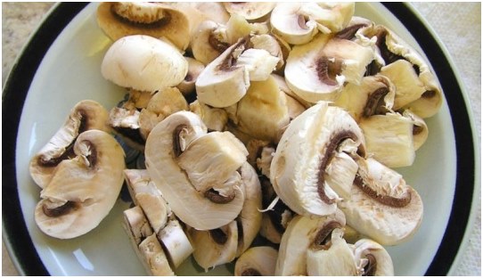 champignons hachés