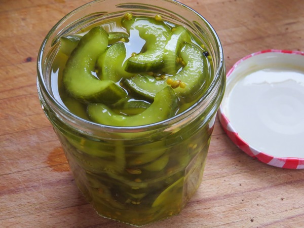 Des recettes simples pour la conservation des concombres pour l'hiver sans vinaigre