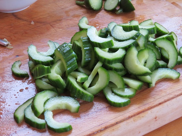 Des recettes simples pour la conservation des concombres pour l'hiver sans vinaigre