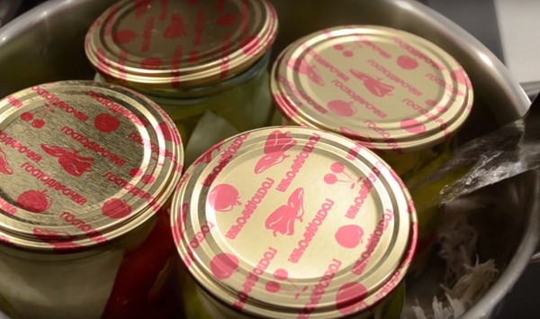 Patissons pour l'hiver, délicieuses recettes de blancs "Fingers lick" en pots - marinés, salés, sans stérilisation