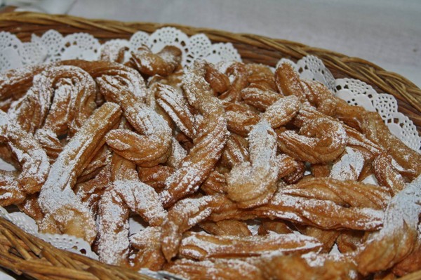 Biscuits maison sur le smaltse - un dessert délicieux pour le thé!