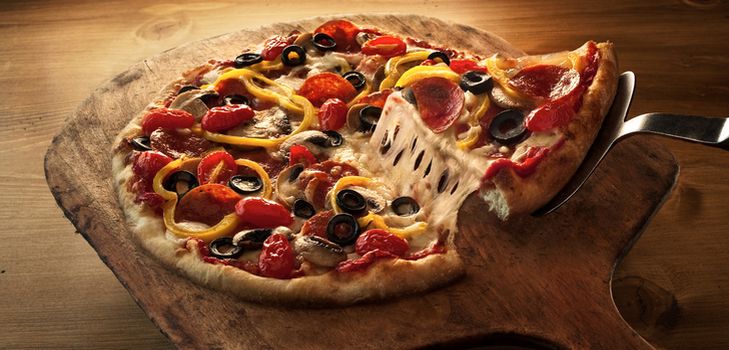 Recettes de pizza dans une poêle à frire