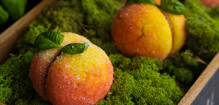 Recette des vacances: Gâteau aux pêches avec garniture à la crème