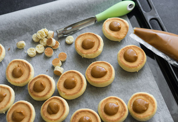Recette des vacances: Gâteau aux pêches avec garniture à la crème