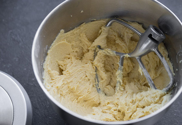 Recette des vacances: Gâteau aux pêches avec garniture à la crème