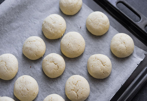Recette des vacances: Gâteau aux pêches avec garniture à la crème