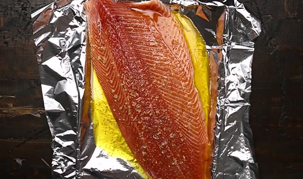 Des recettes simples et étape par étape pour la nouvelle année 2017 Cock avec photos - plats chauds, collations et salades délicieux et bon marché