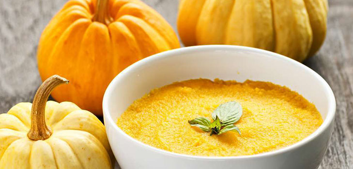 La purée de citrouille purée savoureuse est rapide et savoureuse: selon les recettes pour bébés, enfants et adultes