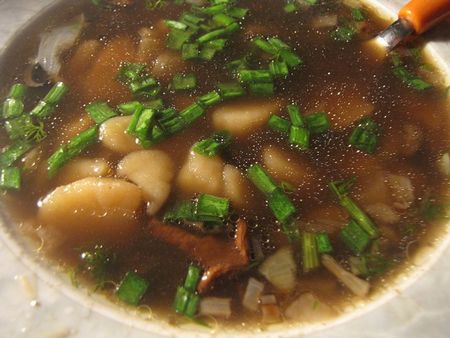La recette de la soupe de champignons séchés, ses propriétés utiles