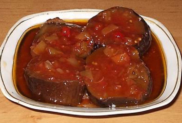Salade d'aubergine pour l'hiver