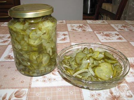 Salade de concombre pour l'hiver