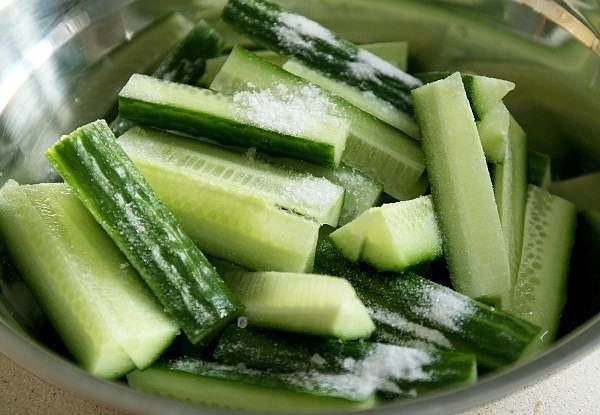 Salade de concombre pour l'hiver