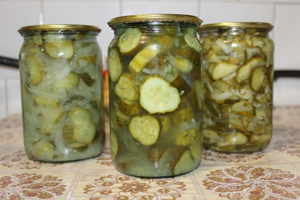 Salade de concombre pour l'hiver