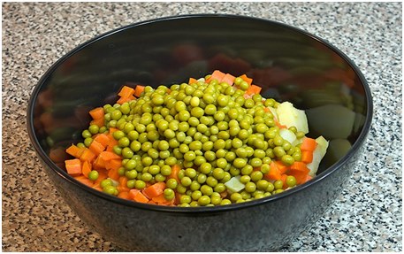 tous les produits pour l'olive dans un bol Olivier pas mélangé