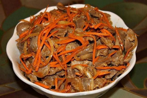 Salade d'estomacs de poulet