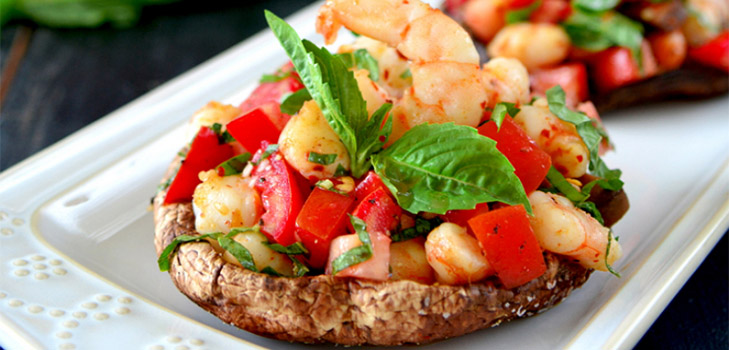 Champignons grillés avec farce aux tomates et aux crevettes, délicieuse recette