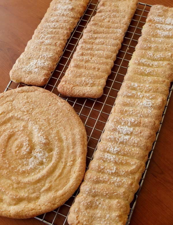 Charlotte au four - recettes simples et délicieuses