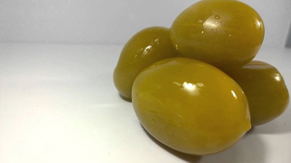 Tomates vertes salées