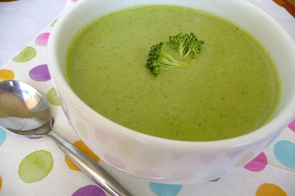 Soupe à la crème au brocoli
