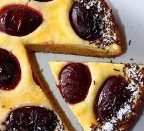 Gâteau au fromage et aux prunes 