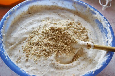 Gâteau pour la nouvelle année: gâteau Esterhazy, la recette avec une photo