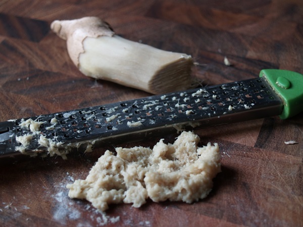 Comment faire de la confiture à partir d'une prune avec une pierre et dénoyautées - recettes simples