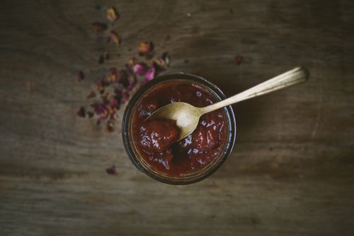 Confiture aromatique de pommes à la cannelle