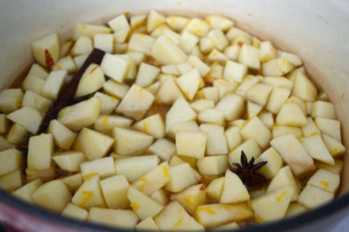 Confiture aromatique de pommes à la cannelle