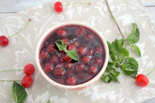 Cerise confiture pour l'hiver, recette. Comment faire cuire une confiture de cerise dans un multivark, instructions étape par étape