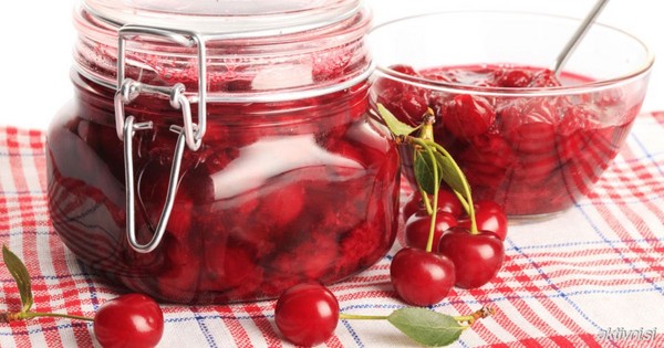 Cerises pour l'hiver - recettes - confiture avec graines et dénoyautées, cinq minutes, confiture, gelée sans gélatine, compote de cerise