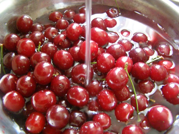 Cerises pour l'hiver - recettes - confiture avec graines et dénoyautées, cinq minutes, confiture, gelée sans gélatine, compote de cerise