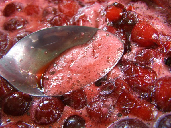 Cerises pour l'hiver - recettes - confiture avec graines et dénoyautées, cinq minutes, confiture, gelée sans gélatine, compote de cerise