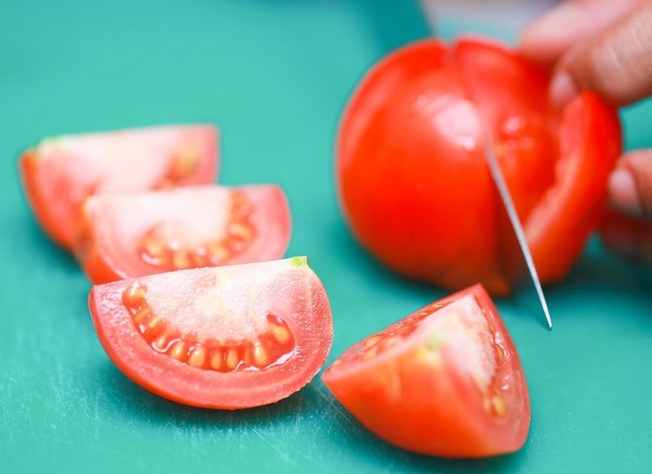 Tomates séchées au soleil, recettes à la maison. Comment faire des tomates séchées au soleil dans un séchoir à légumes, four, pour l'hiver