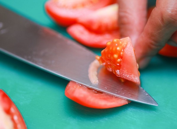 Tomates séchées au soleil, recettes à la maison. Comment faire des tomates séchées au soleil dans un séchoir à légumes, four, pour l'hiver