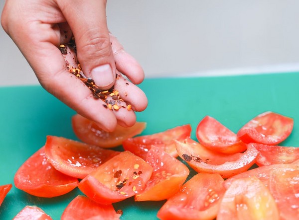 Tomates séchées au soleil, recettes à la maison. Comment faire des tomates séchées au soleil dans un séchoir à légumes, four, pour l'hiver