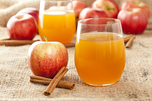 Comment préparer le jus de pomme pour l'hiver