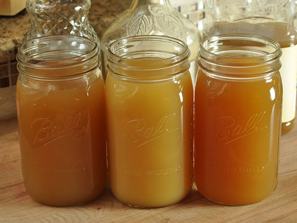 Comment préparer le jus de pomme pour l'hiver