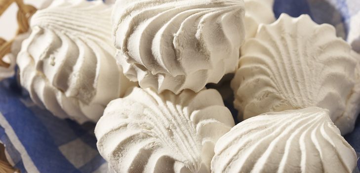 Vivez la vie ensemble avec des délicatesses hypocaloriques