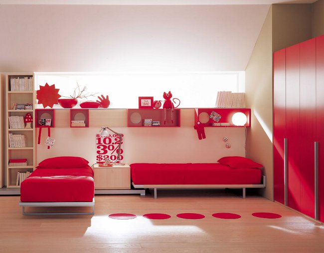 Intérieur en rouge